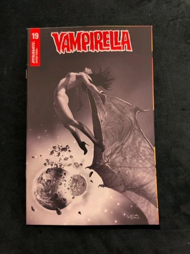VAMPIRELLA #19 B/W  ERGUN GUNDUZ VARIANT 1