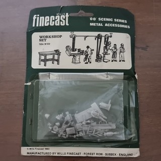 Will's Finecast SSA M102 OO Gauge Workshop Set Scenic Series Metal Accessories