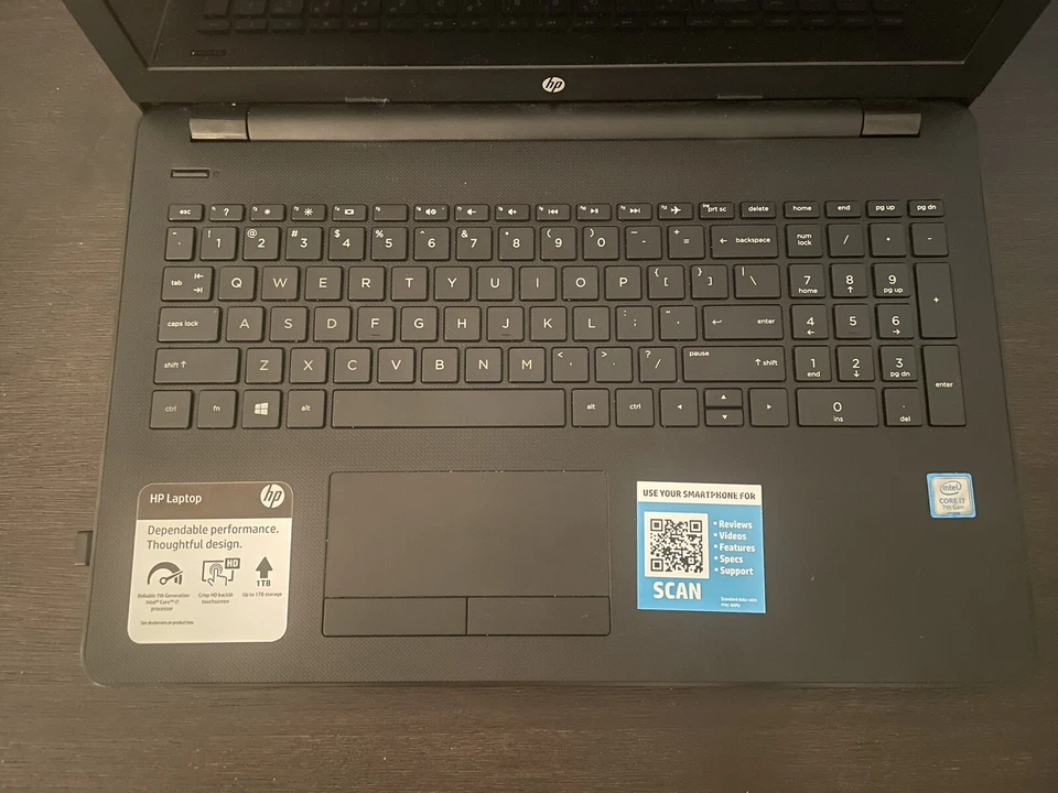 Portátil HP 15-bs038dx I7 procesador 1 TB Foto 2 de 4