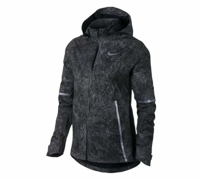 nike solstice jacket