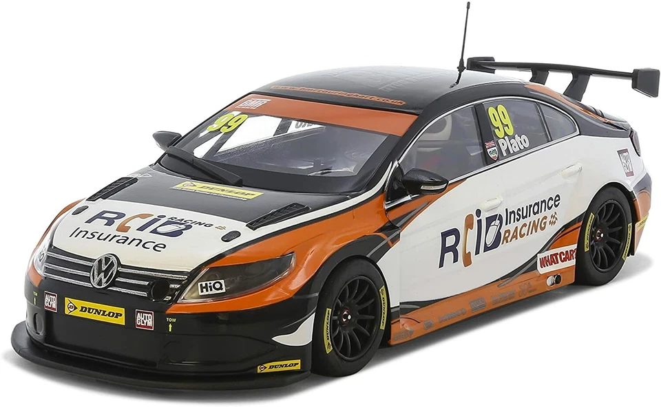 Scalextric C3737, BTCC Volkswagen Passat - Jason Plato, Brands Hatch 2015, 1:32 - Image 3 of 4