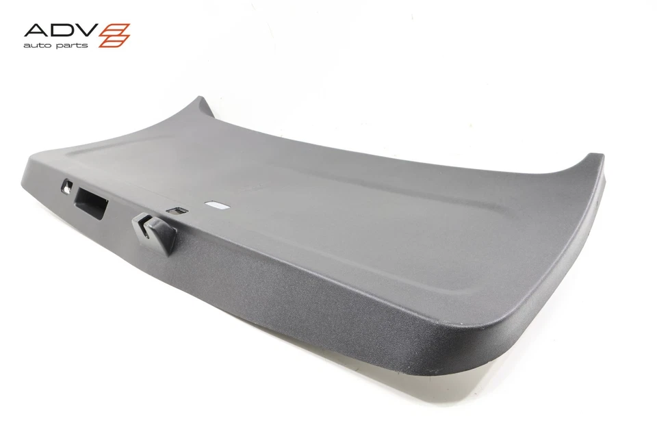 Buick Enclave 2025 puerta trasera puerta levadiza puerta trasera moldura inferior cubierta panel OEM Foto 3 de 4