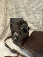 VTG 1950 KODAK BROWNIE 8MM MOVIE CAMERA 13MM LENS LEATHER CASE NOT TESTED