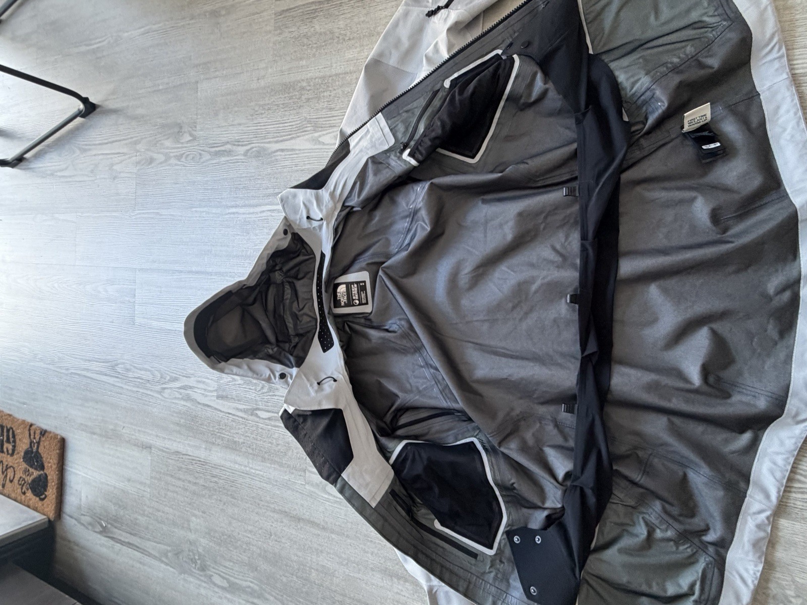 the north face jacket - image 12