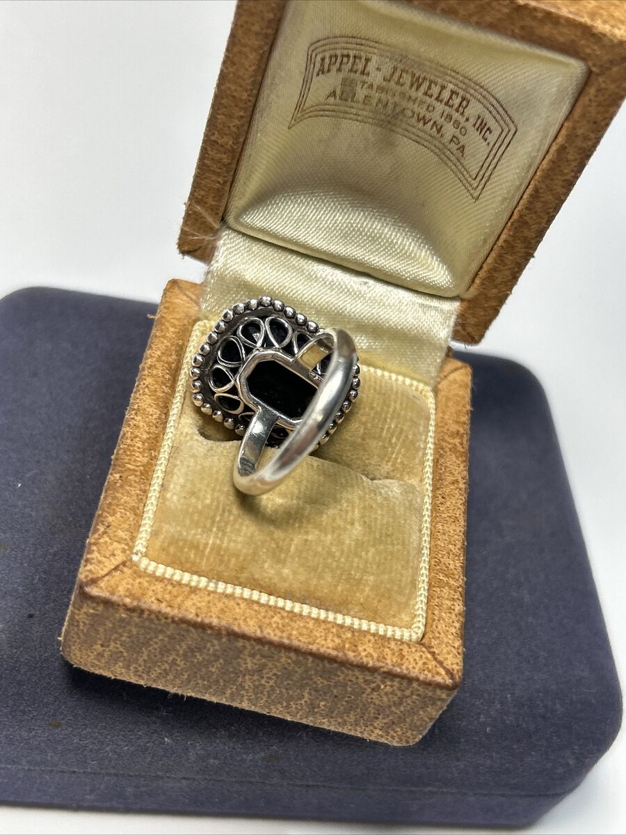 Authentic Tiffany & Co Sterling Silver Ziegfeld Black Onyx Authentic Tiffany & Co Sterling Silver Ziegfeld Black Onyx