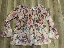 Monroe and Main Blouse, Women's Size Large, Pink, Floral, Long Sleeve, Smocked