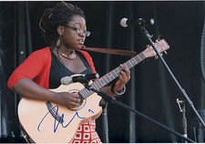 Melissa Laveaux Autogramm signed 20x30 cm Bild