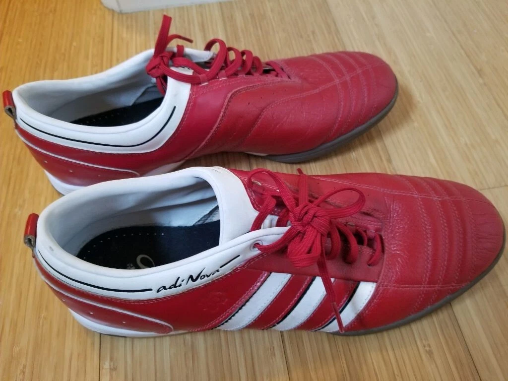 Adidas adinova hotsell indoor