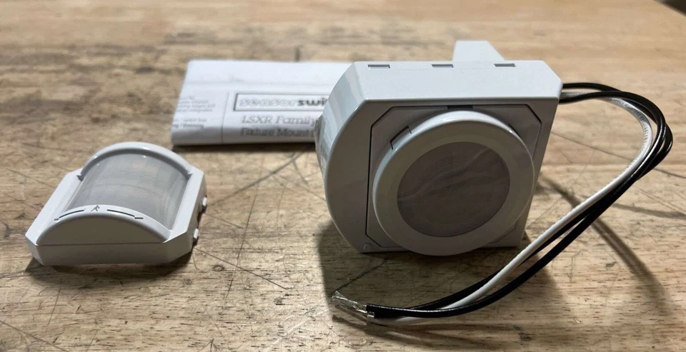 SENSOR SWITCH LSXR 650 Occupancy Sensor: Fluorescent/LED Passive Infrared 20VE58 - Image 2 of 4