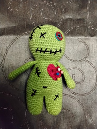 Voodoo Puppe gehäkelt, Magie, Ritual, spirituell, esoterisch - Bild 1 von 1