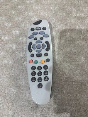 Sky Fernbedienung für Sky TV Box Receiver grau URC 1618-03 Original