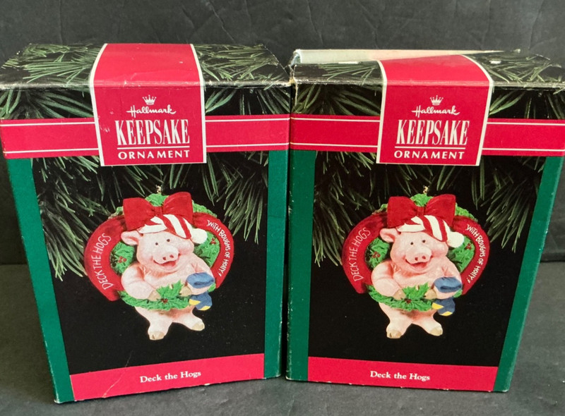 "Deck The Hogs" Hallmark Keepsake Christmas Pig In Wreath Ornament 1992 Lot of 2