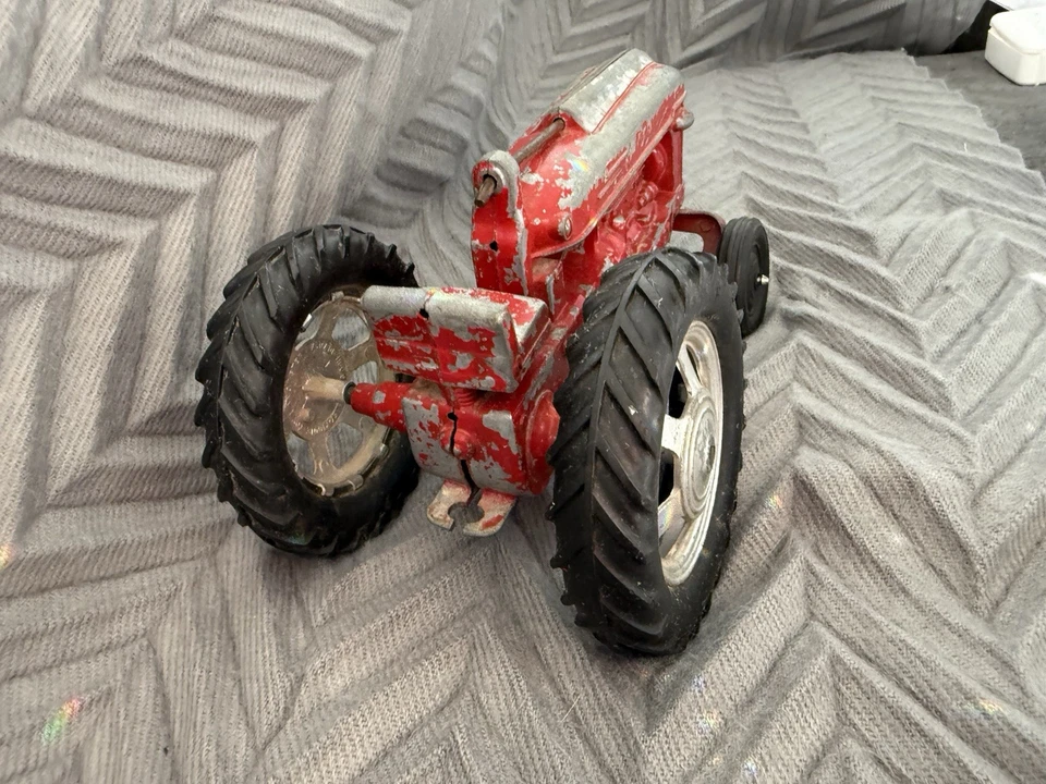 Tractor de juguete Hubley Ford de colección Foto 3 de 4