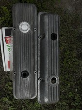 Gm Oem Finned Valve Cover Both 3989005 Lh 3965542 Rh Used 1975 Corvette Gm Oem Finned Valve Cover Both 3989005 Lh 3965542 Rh Used 1975 Corvette