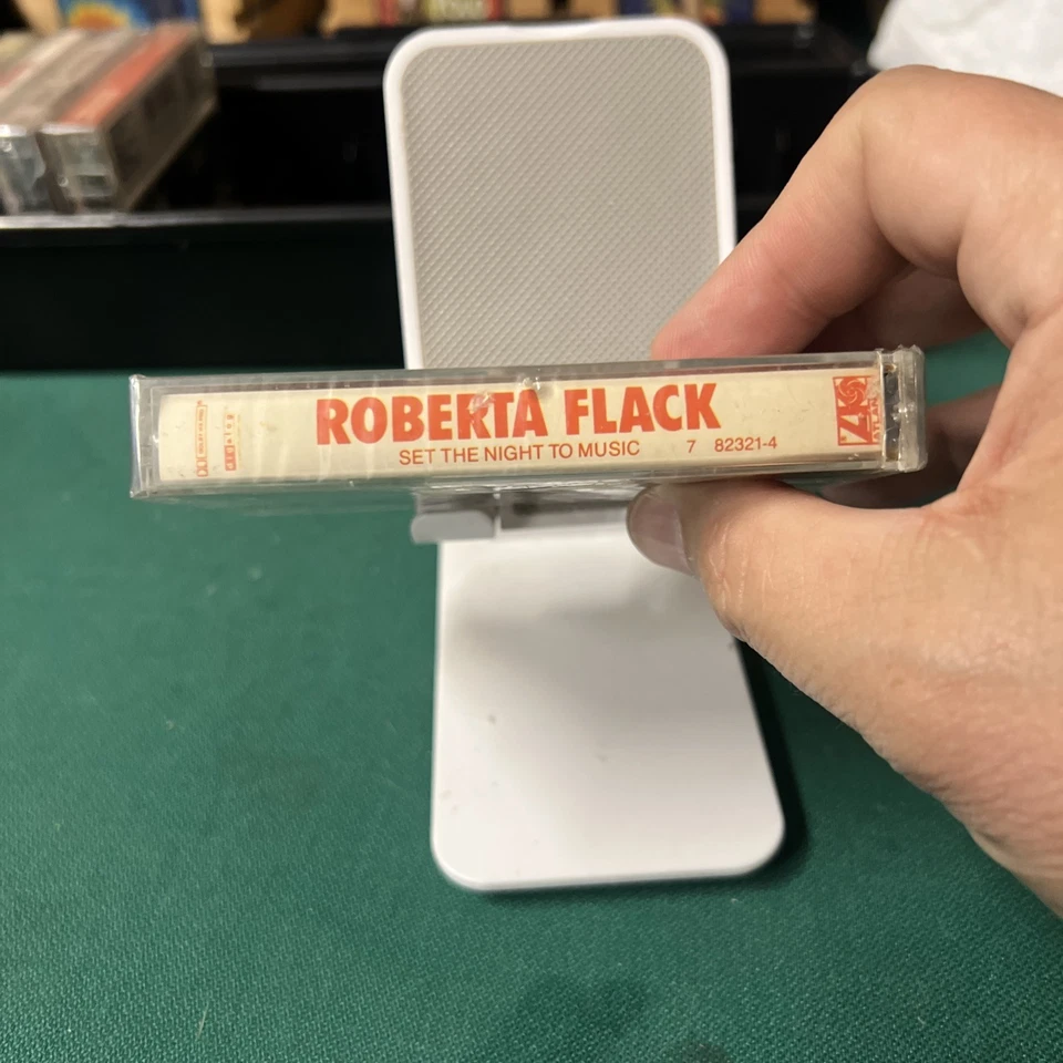1991 Roberta Flack Set The Night To Music Cassette - Image 2 of 4