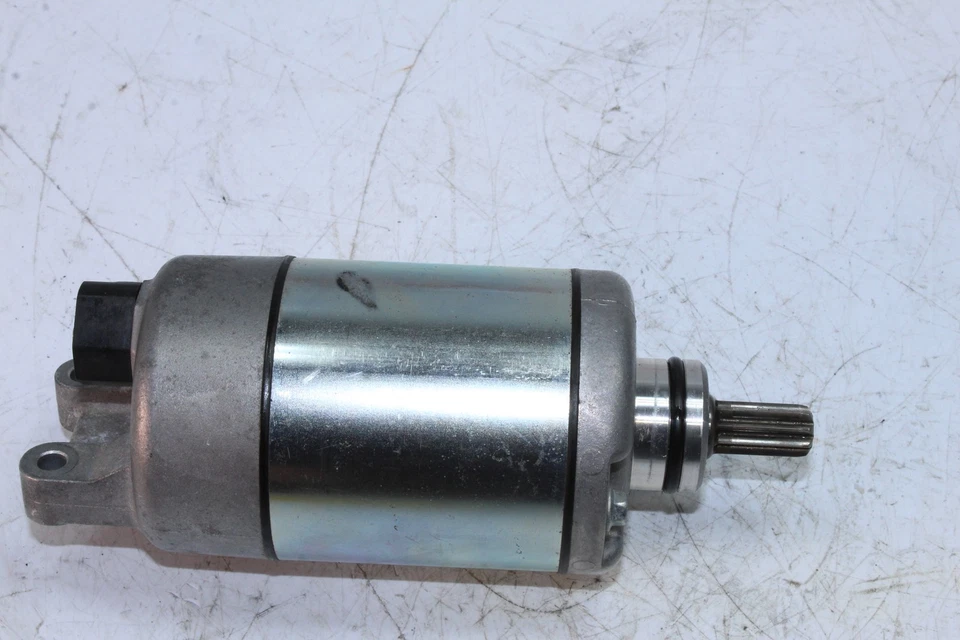 2015-2017  Yamaha FJ09 AIRBOX AIR INTAKE FILTER BOX   1RC-81890-00-00 - Image 3 of 4