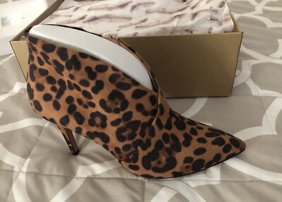 Jessica Simpson Women's Layra Fashion Boot, Natural, Size