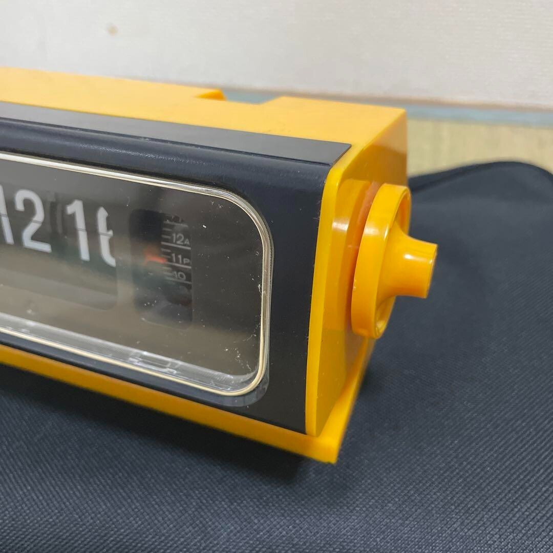 SEIKO FLIP CLOCK DP632 Yellow 50Hz 60Hz Space Age Mid