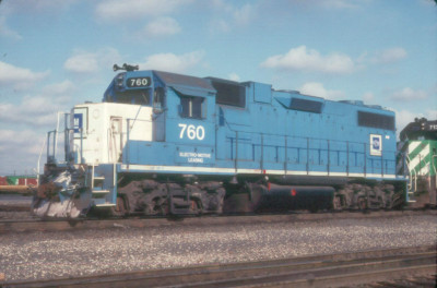 EMD 760 GP-38-2 (ELECTRO MOTIVE DIVISION) --- Original Dia T7-4