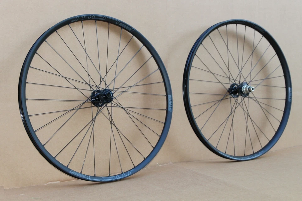 *NOVO EM FOLHA* - Conjunto de rodas dianteiras/traseiras Stans NoTubes FLOW MK4 - 27,5", rodas 650b - Imagem 2 de 3