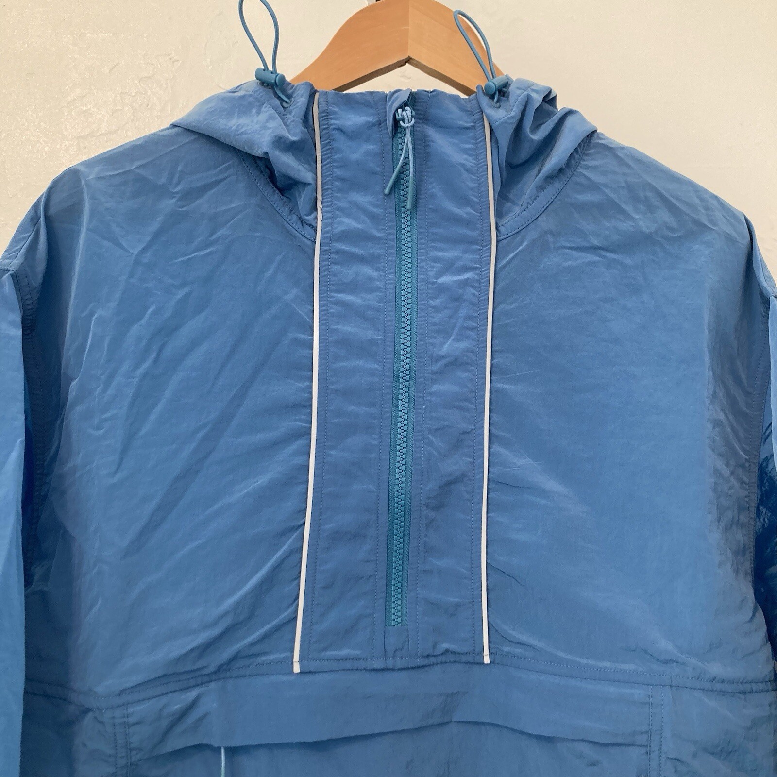 Fabletics Lightweight Hiking/ Workout Jacket Adju… - image 4