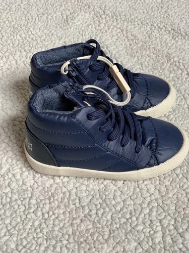 zara zipped sneakers