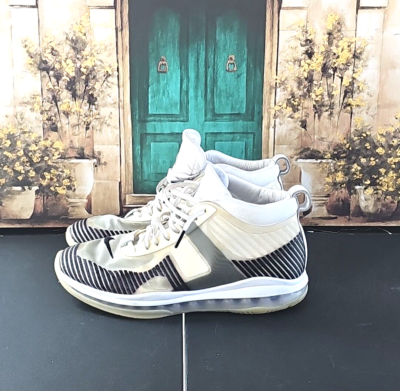 レブロン ジェームズ x ジョン エリオット メンズブルゾン（LeBron  