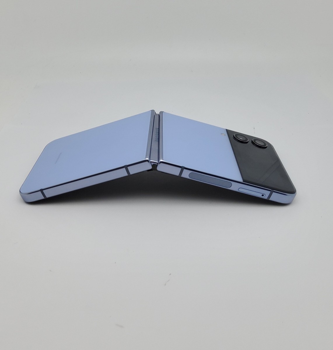 Samsung Galaxy Z Flip4 - 256 GB - Blue (Unlocked) SM-F721U1