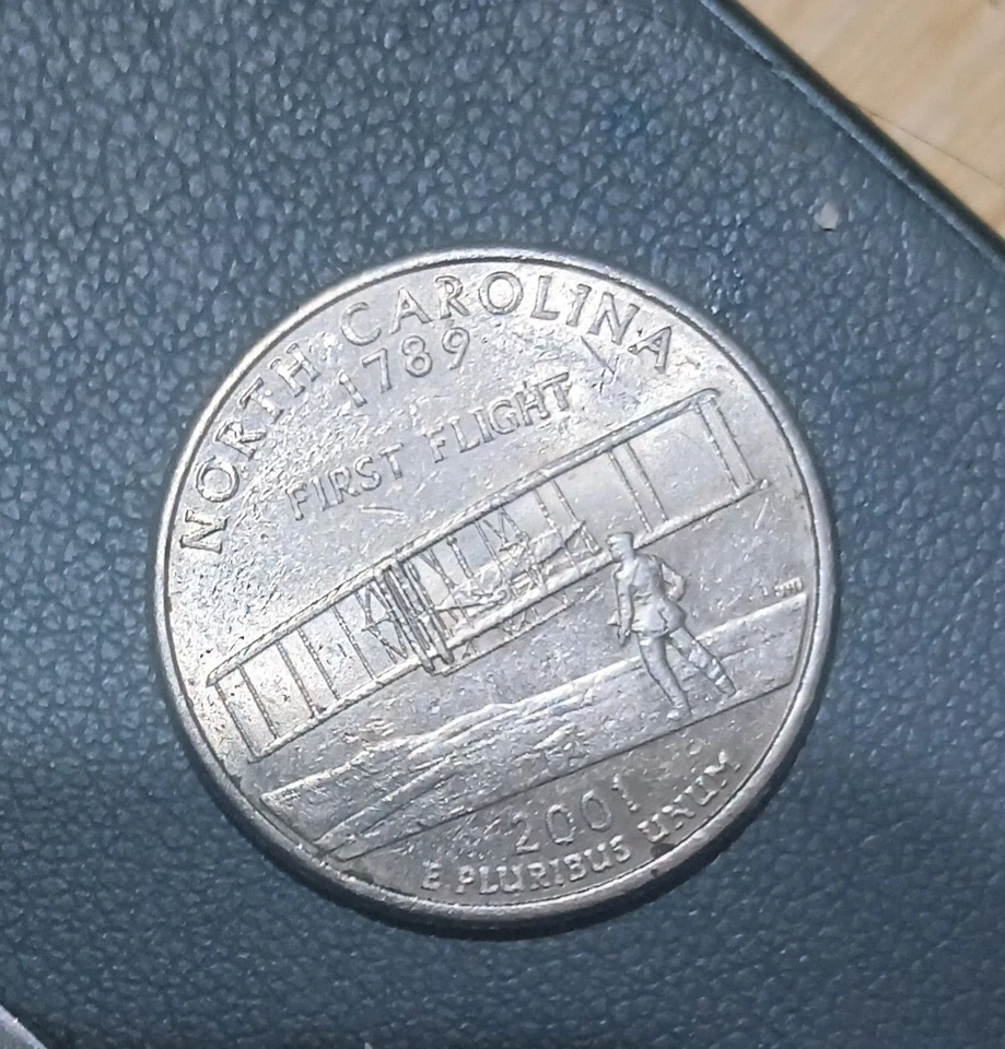 2001-D North Carolina State Quarter With Die Crack Error From Rim To Rim - Image 2 of 2