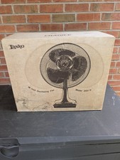 NUEVO DE COLECCIÓN. Ventilador oscilante Lasko 1981 16" modelo 3151 C tipo almendra/marrón 16-1