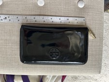 Tory Burch Black Patent Zip Around Wallet Double T Logo Gold Hardware