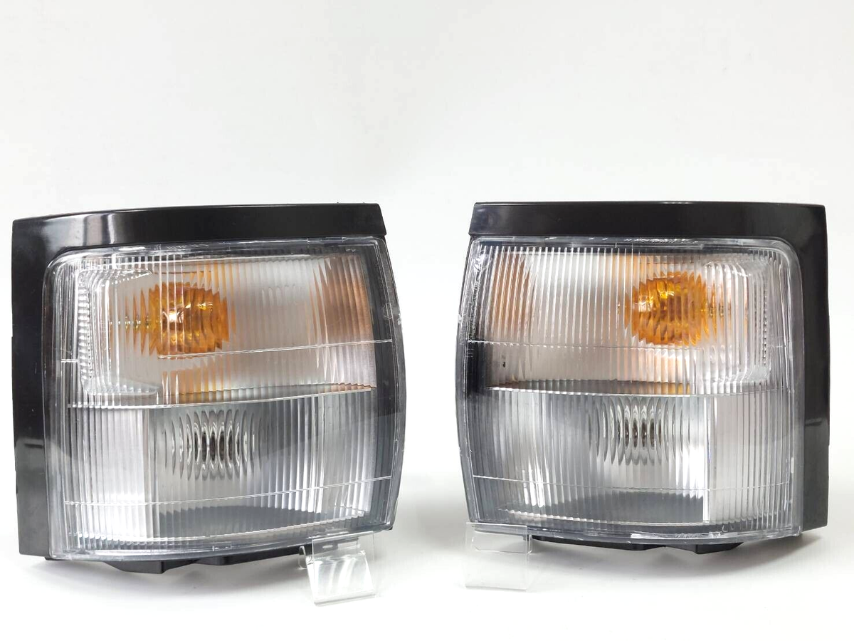 Turn Signal Corner Light Indicator Fits For Toyota Coaster Bus B40