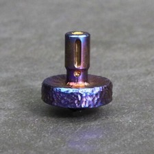 Titanium Alloy Hand Twisting Spinning Top Gyro Hand Engraving Gyro Toy for Gift