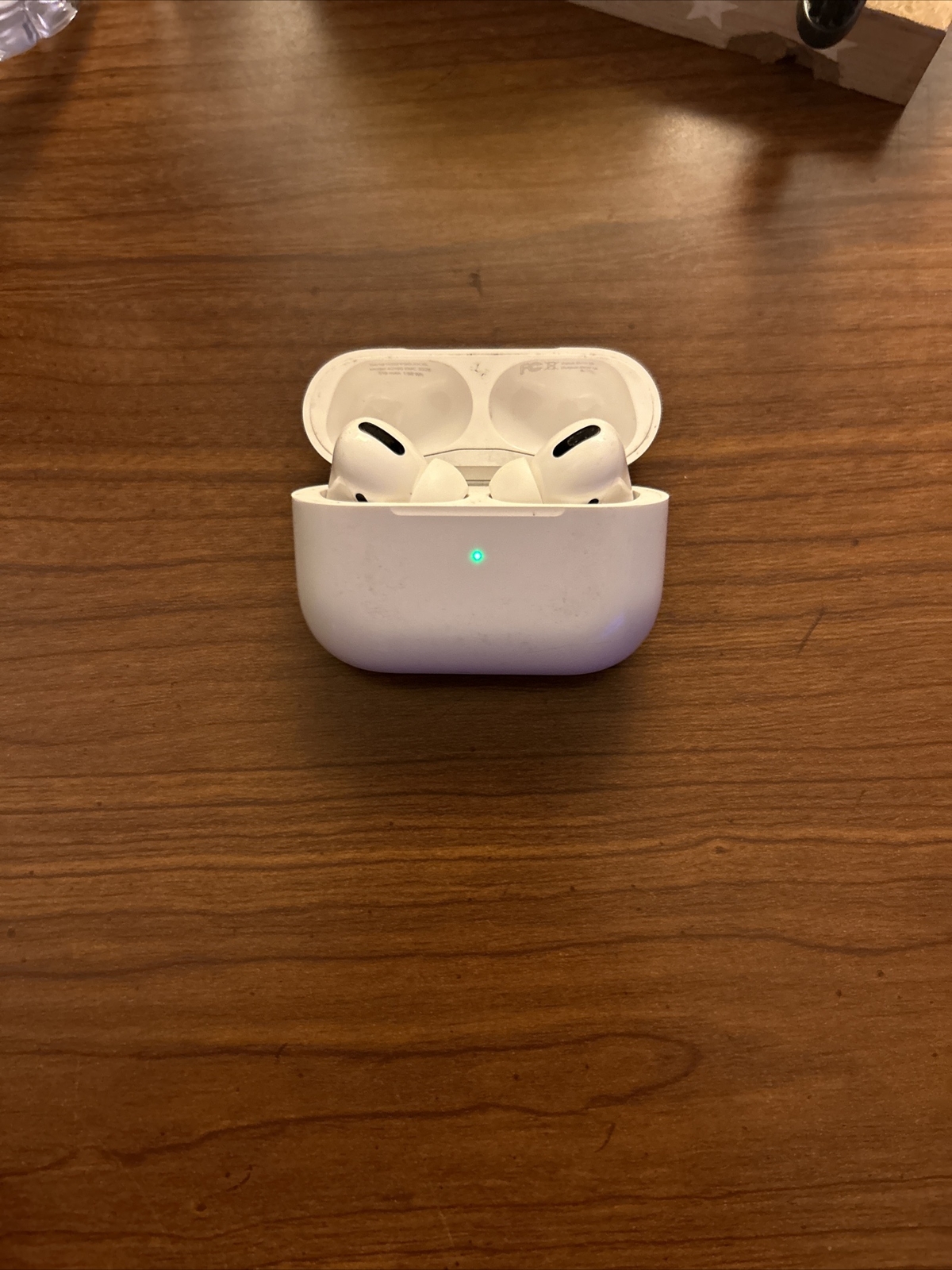 SEE DESCRIPTION Apple AirPods Pro (2nd Generation) Wireless Ear Buds