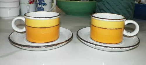 PAIR (2) VINTAGE SUN STONEHENGE MIDWINTER MCM MID CENTURY MODERN CUPS SAUCERS