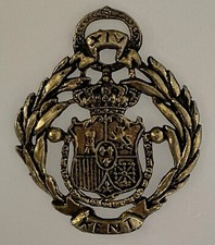 Vintage Kent XIV Coat of Arms Crest Medallion