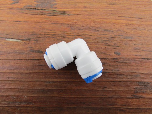 1/4" 90 Degree Elbow for Reverse Osmosis (RO) Water Purification Systems - Picture 2 of 6