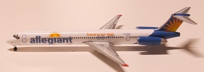 herpa wings 1:500 535724, Allegiant Air, MD-83, N876GA , Limited Club Edition