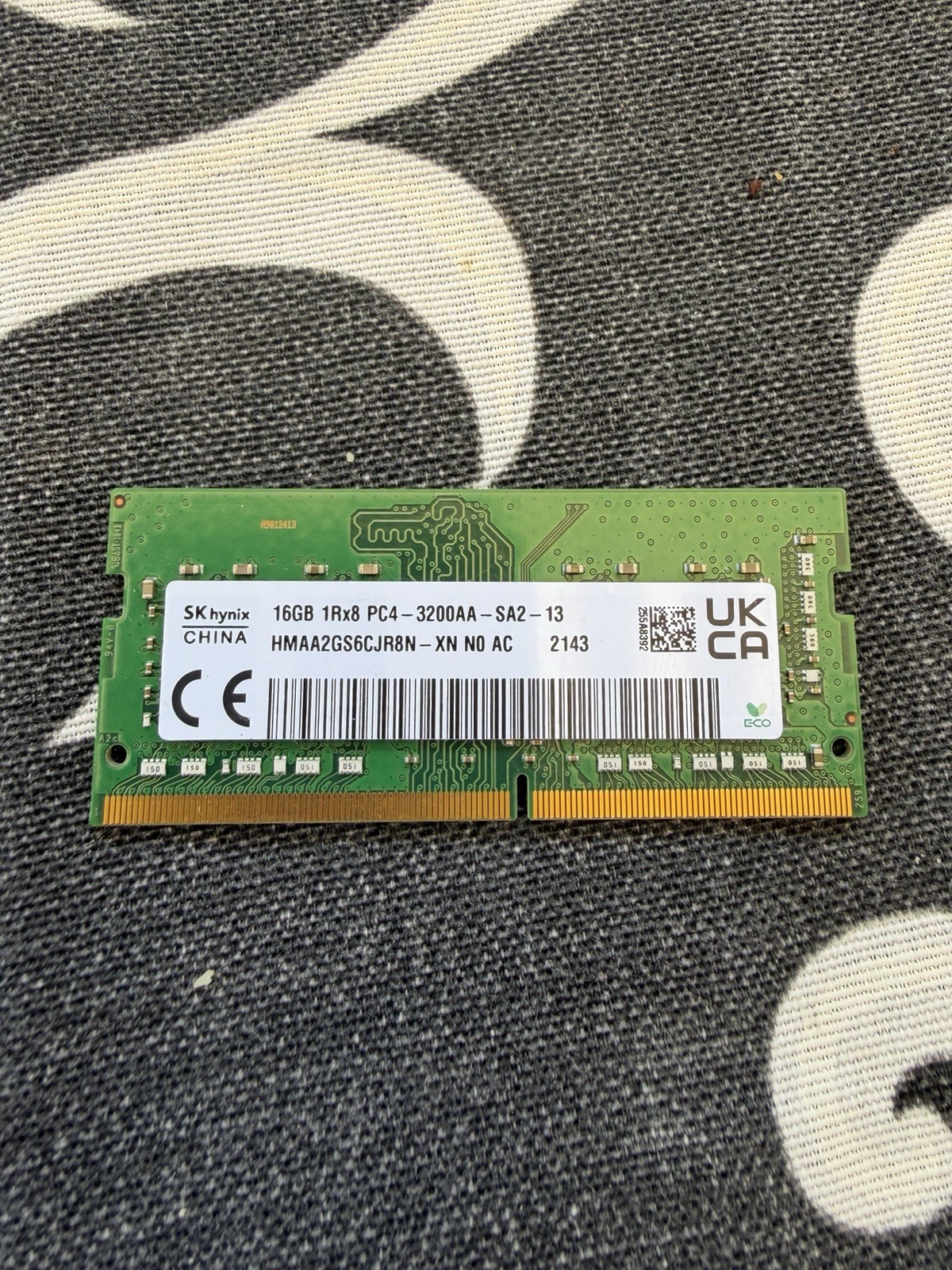 RAM portatile SK Hynix 16 GB 1Rx8 PC4-3200AA HMAA2GS6CJR8N-XN NO AC