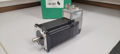 Berger Lahr Schneider Electric Servo Motor ILS1B853S1460 IFS93/2DP0-DS/3DI-I54/O