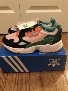 adidas falcon rosa e preto