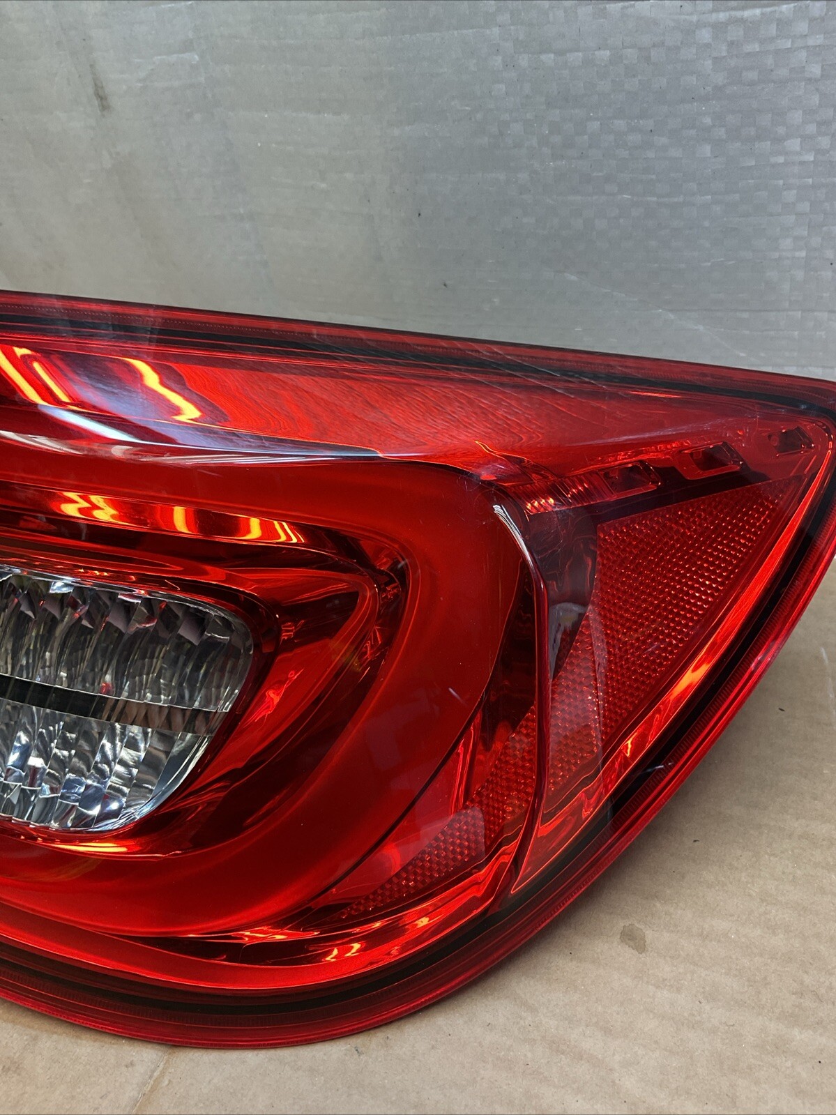 MASERATI QUATTROPORTE REAR RIGHT SIDE OUTER TAILLIGHT LIGHT LAMP OEM 2014-2020