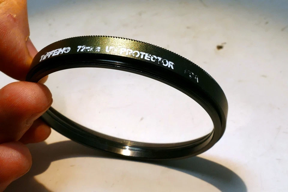 Filtro Protector UV Tiffen 72mm Hecho en USA con Borde Verde Verde Verde Verde Verde Verde Foto 3 de 4