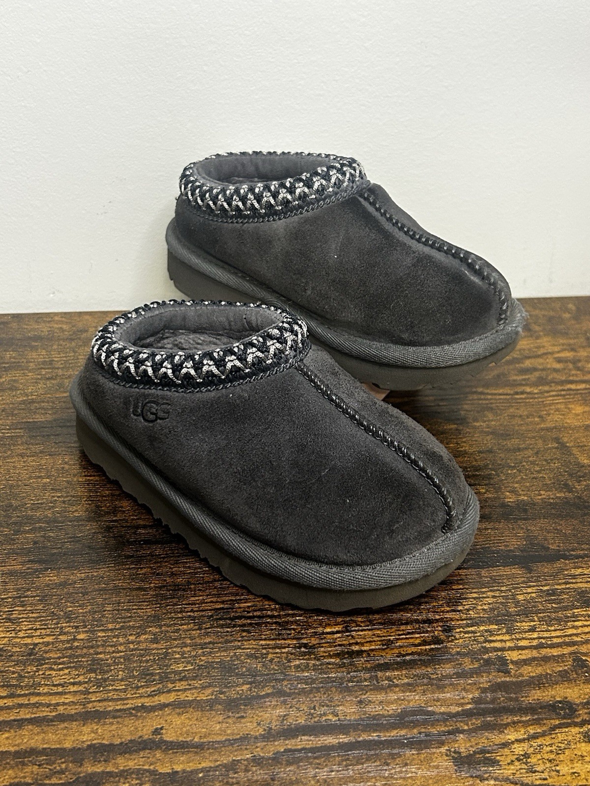UGG Tasman II Kids Slippers Gray, Size 8