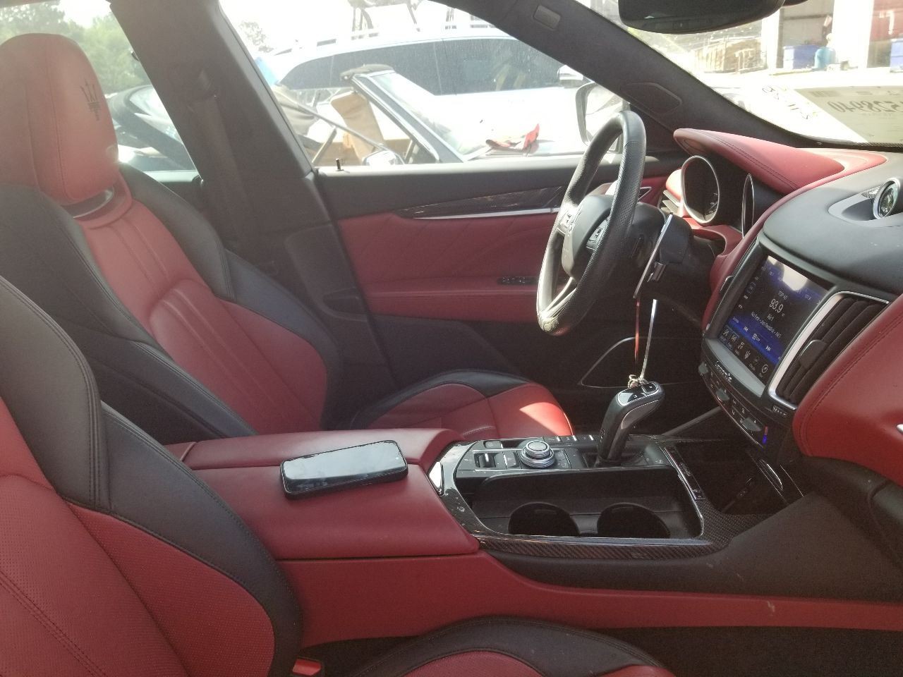 20 2020 MASERATI LEVANTE OEM DRIVER LEFT REAR QUARTER GLASS WINDOW BLACK 