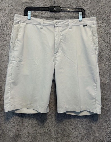 Travis Mathew Shorts Mens 36 White Striped Golf 10” Inseam Performance
