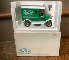 Fuller Brush Company Die Cast Truck Collectable Coin Bank w/ key #K407 Vintage