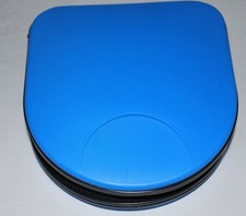 CD CARRY CASE/WALLET BLUE ZIPPERED - HOLDS 24 CD'S 5.5 IN X 5.5 IN.