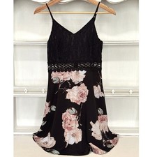 SHEIN Black Pink Floral Lace Mini Dress Sleeveless V Neck Summer Party Resort S