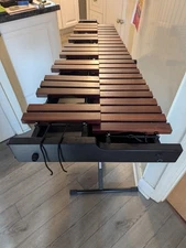 Yamaha Yx-230 3-Octave Xylophone with Mallets and Stand